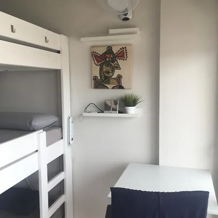 Bright Apartment, Community Pool And Own Private Pool On Splendid Terrace, Garage, 900m, Mountains 200m