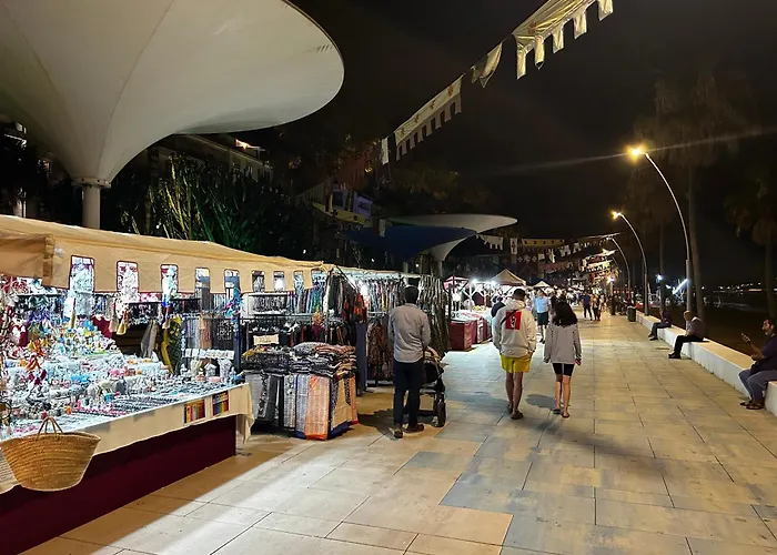 Bright Apartment, Community Pool And Own Private Pool On Splendid Terrace, Garage, 900m, Mountains 200m Appartement *