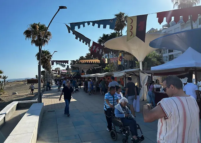 Appartement Bright Apartment, Community Pool And Own Private Pool On Splendid Terrace, Garage, 900m, Mountains 200m Estepona