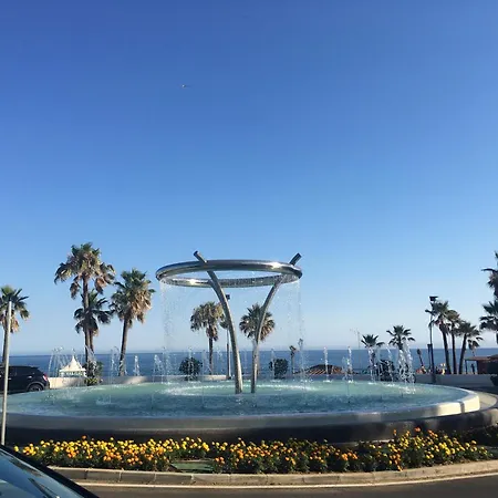 Bright Apartment, Community Pool And Own Private Pool On Splendid Terrace, Garage, 900m, Mountains 200m