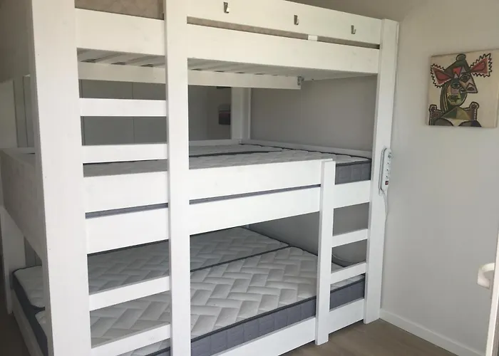 Bright Apartment, Community Pool And Own Private Pool On Splendid Terrace, Garage, 900m, Mountains 200m Апартаменты Эстепона