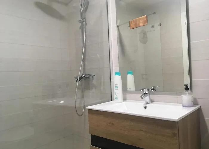 Appartamento Bright Apartment, Community Pool And Own Private Pool On Splendid Terrace, Garage, 900m, Mountains 200m Estepona