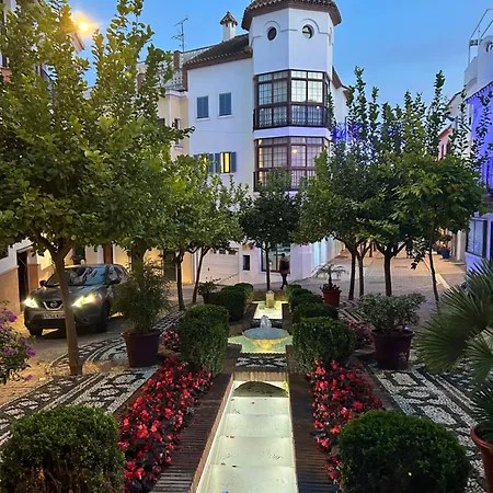 Апартаменты Bright Apartment, Community Pool And Own Private Pool On Splendid Terrace, Garage, 900m, Mountains 200m *